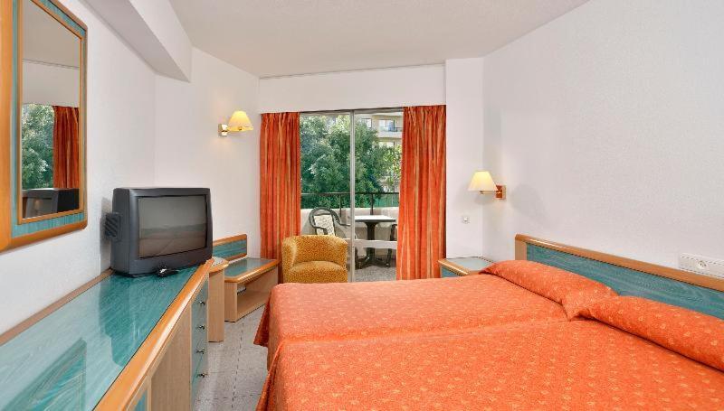 Sol Puerto Marina Apart otel Torremolinos Oda fotoğraf